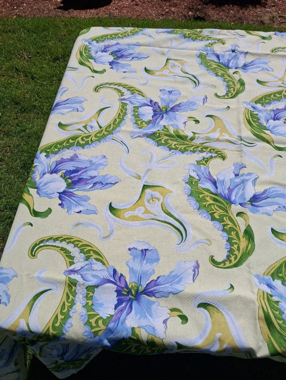 April Cornell Cotton Cottagecore Yellow/blue Floral Table Cloth 55x52